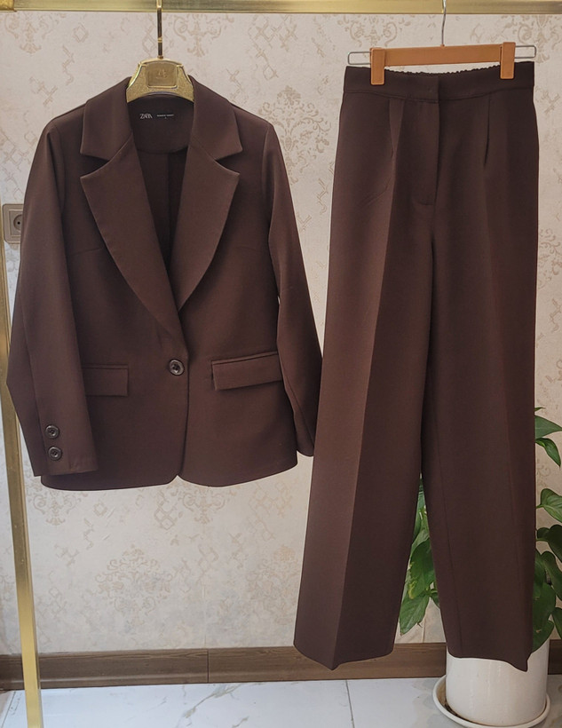 کت شلوار مجلسی و عیدانه زنانه مدل ماهرخ